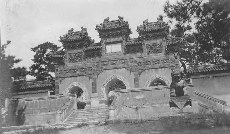 1905年前后普陀宗乘之庙三券门坊